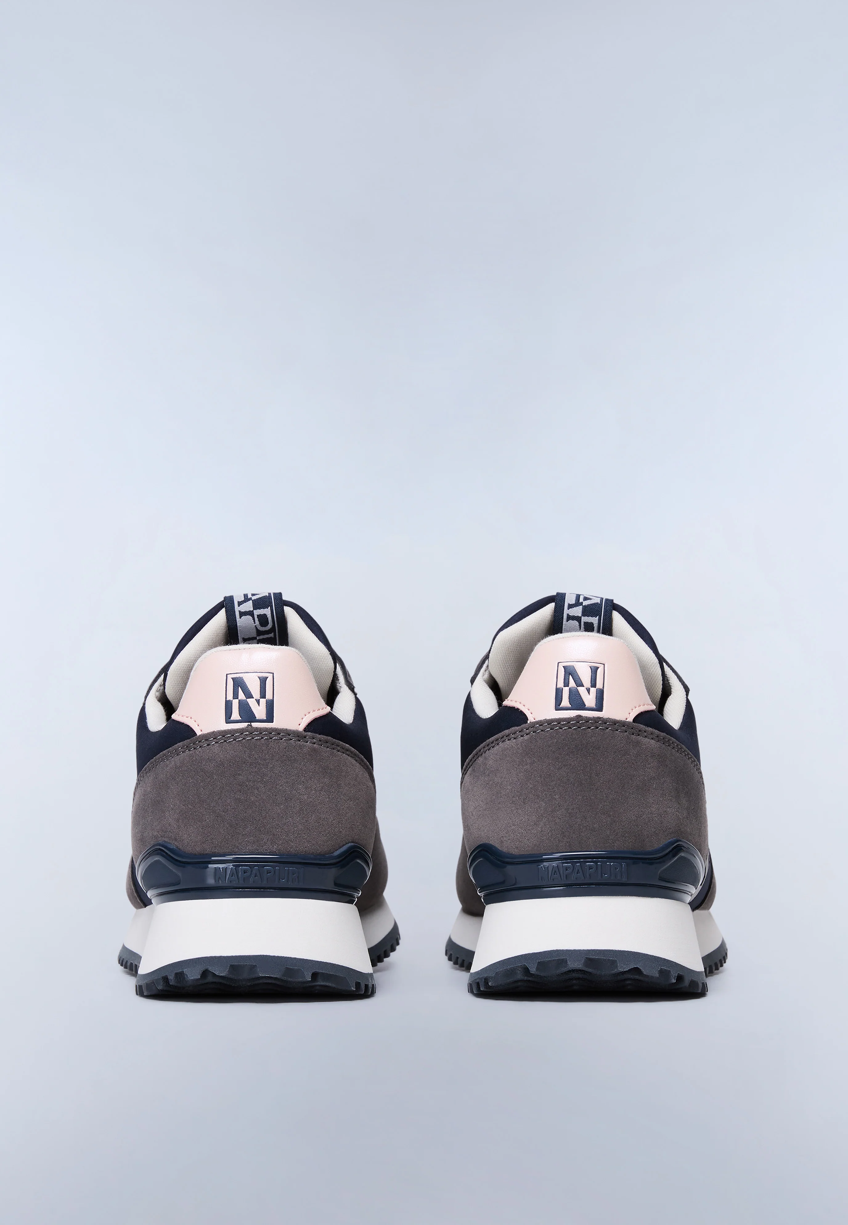 Astra Trainers - Image 2