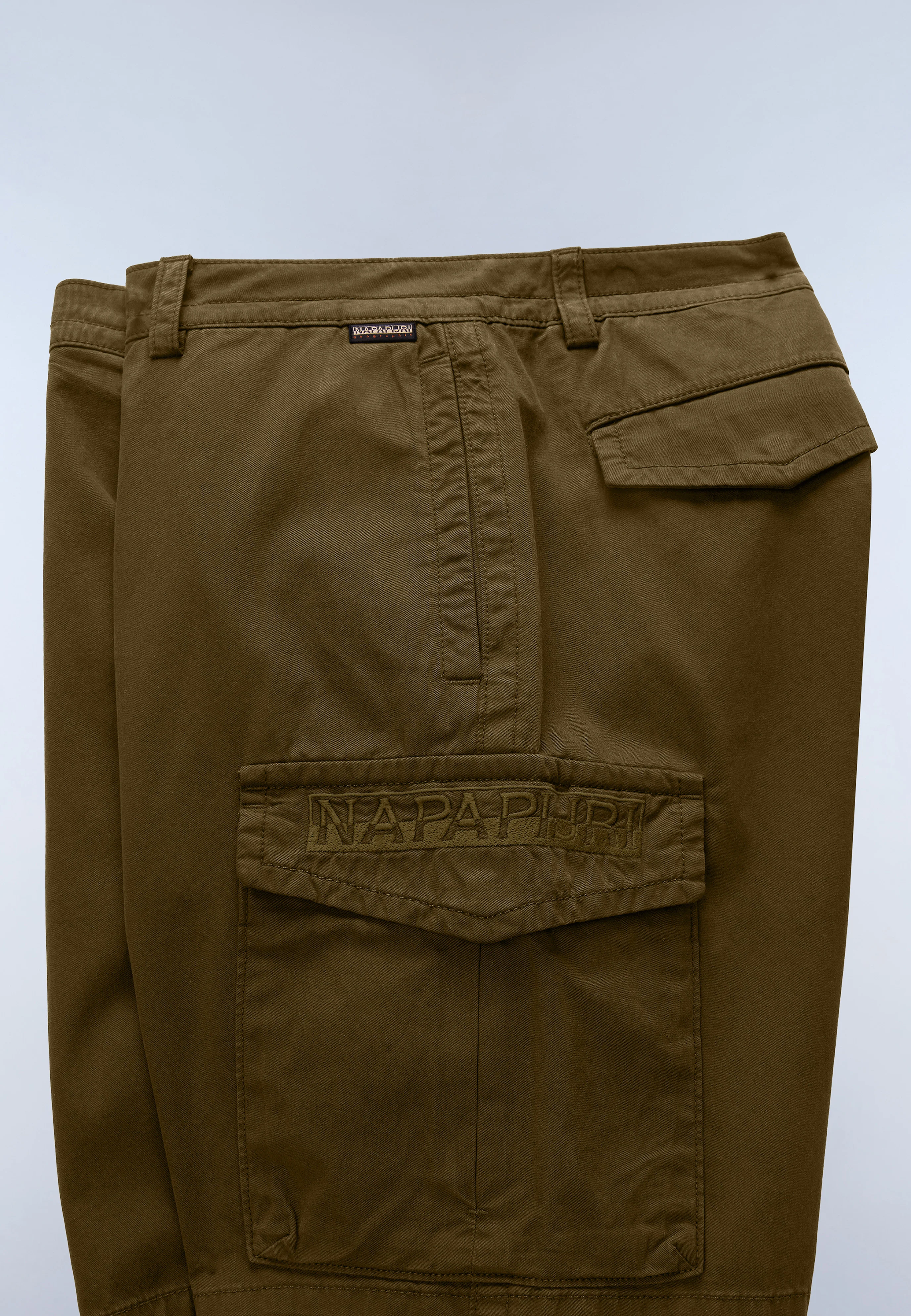 Deline Bermuda Shorts - Image 6