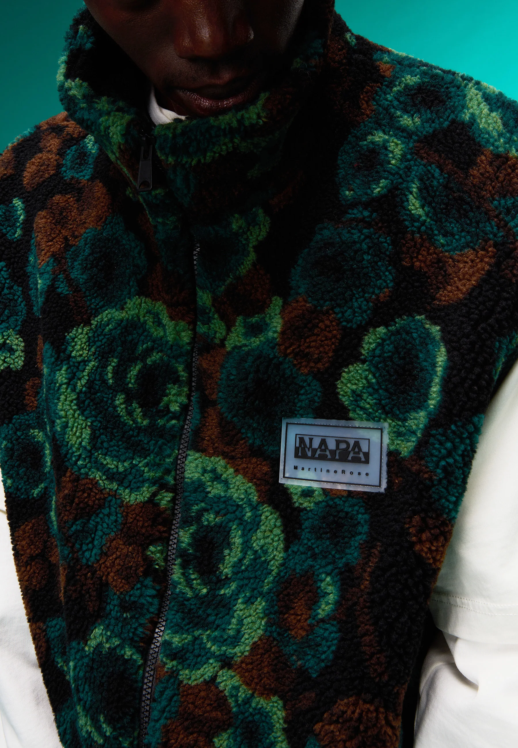 Emin Jacquard Fleece Vest - Image 5