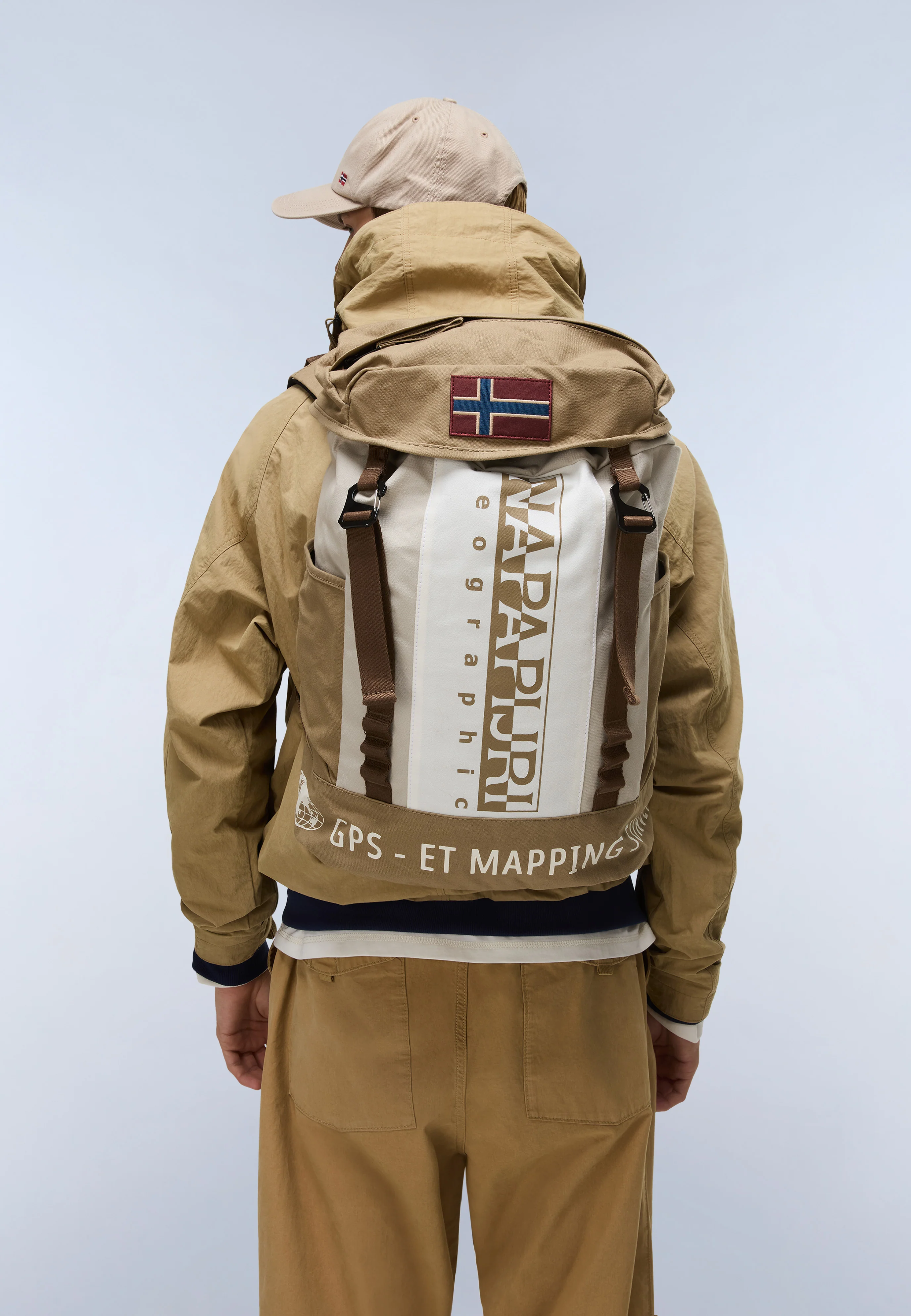 Equator Backpack - 28.8 Lt - Image 2