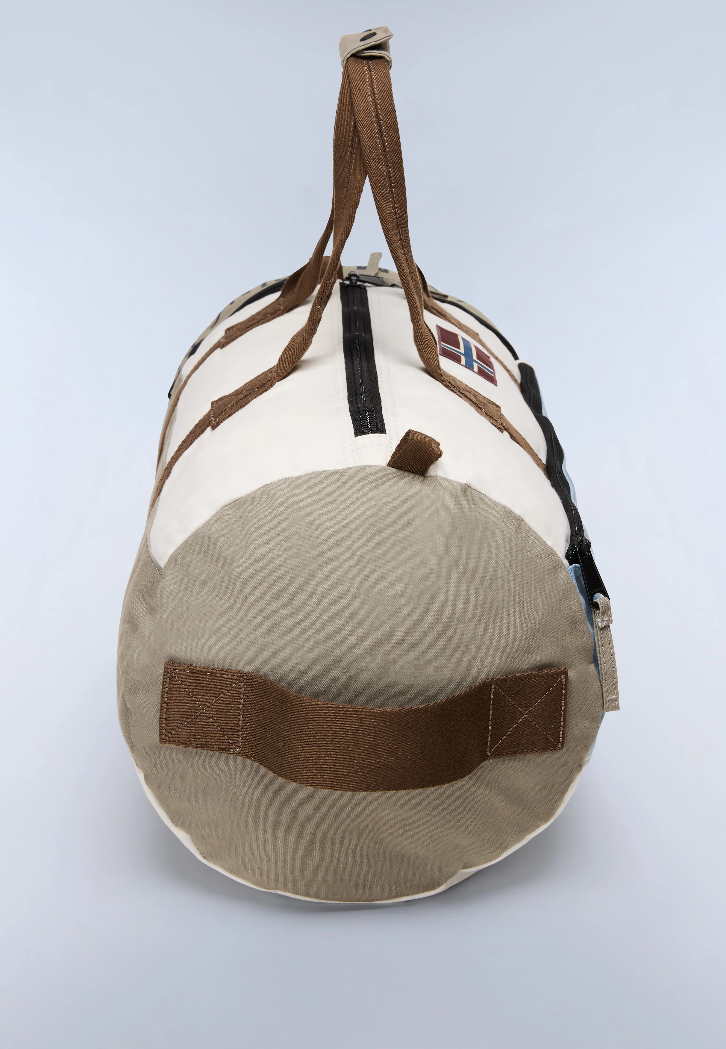 Equator Duffle Bag - 61.4 Lt - Image 8