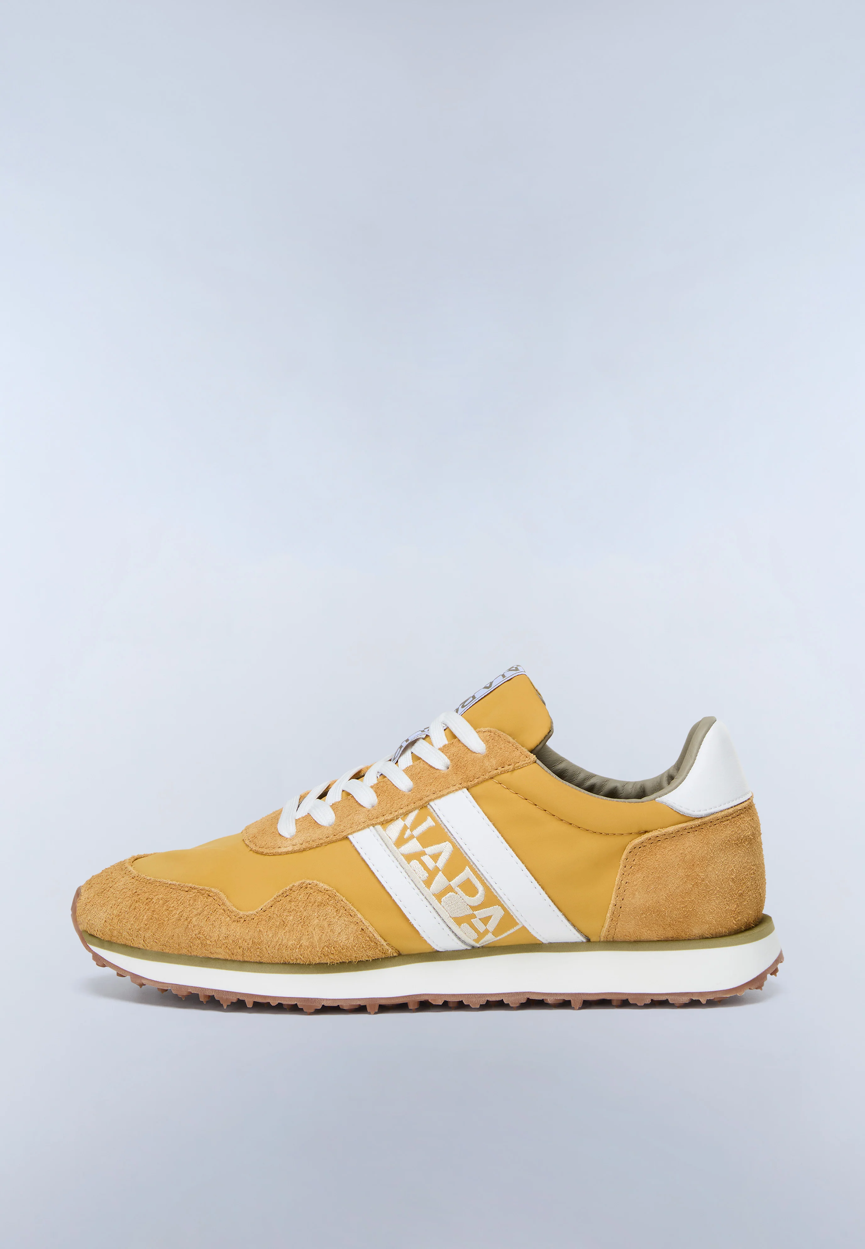 Trainers Shard - Image 3