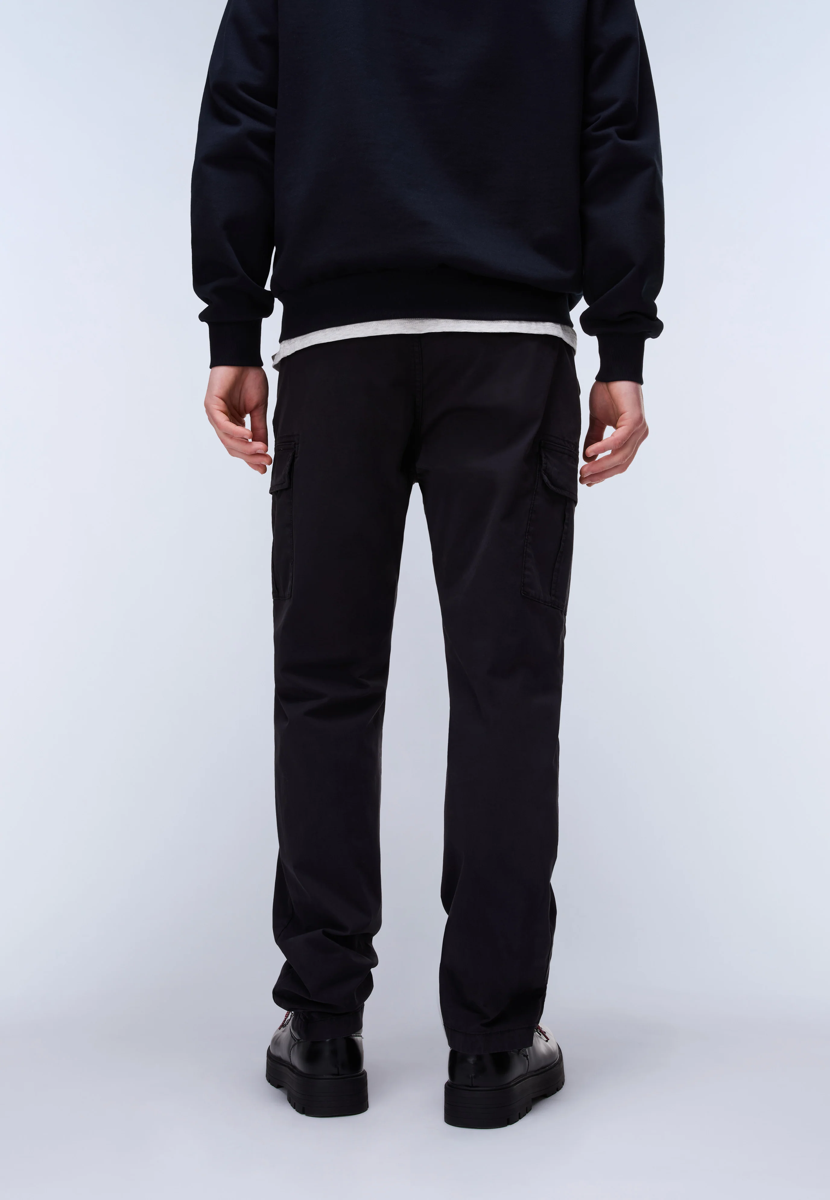 Yasuni Summer Cargo Trousers - Image 4